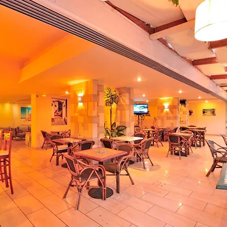 Hotel Carina