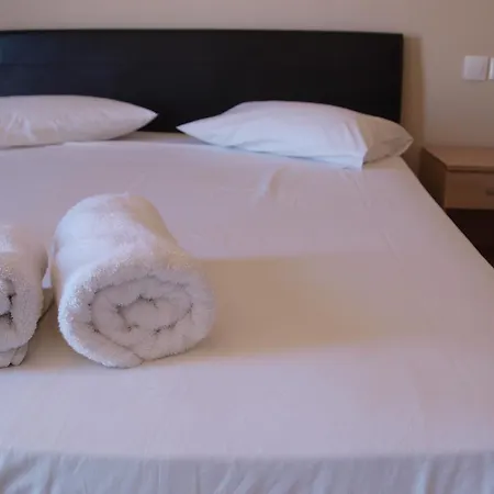 Carina 2* Rhodes City